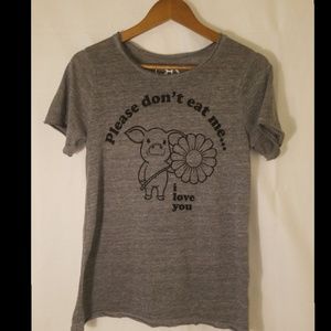 Chasor Gray T-shirt with Pig and Flower